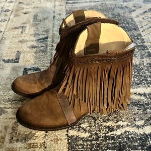 Freebird Dalas fringe boots